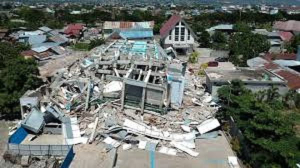زلزال بقوة 7.3 درجة يضرب سواحل إندونيسيا